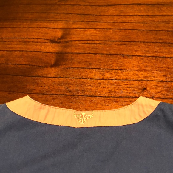 Med Couture Scrub Top Extra Small - Picture 13 of 13